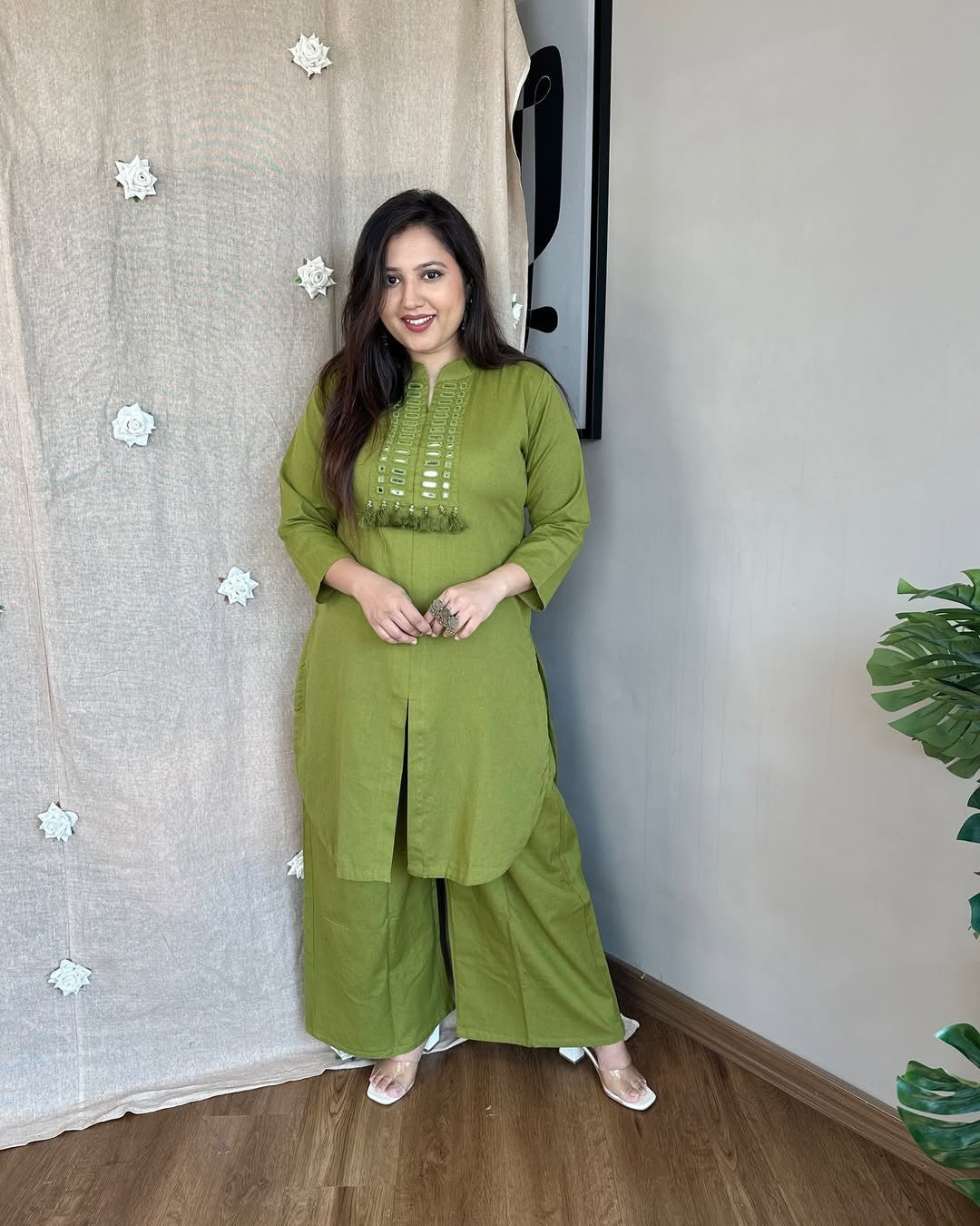 green kurta set, cotton kurta set, suitkari