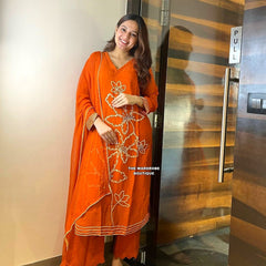 Stunning Traditional Dupatta Sets Await