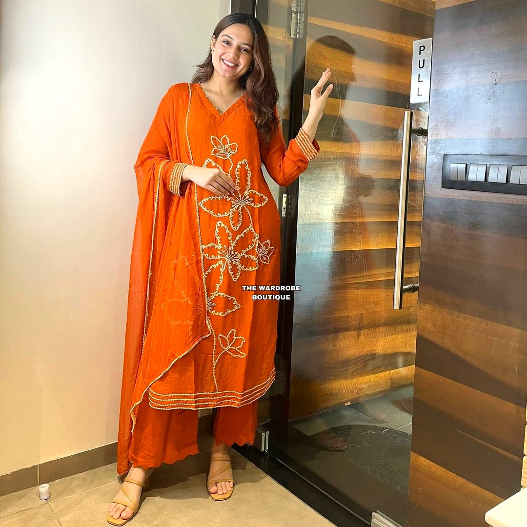 Stunning Traditional Dupatta Sets Await