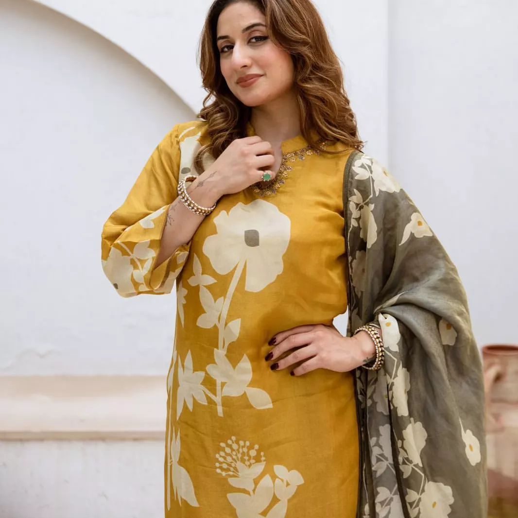 Beautiful Pure Cotton Kurti Pant Dupatta Set