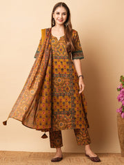 Floral Printed sequins Embellished Kurta Pant Set With Dupatta