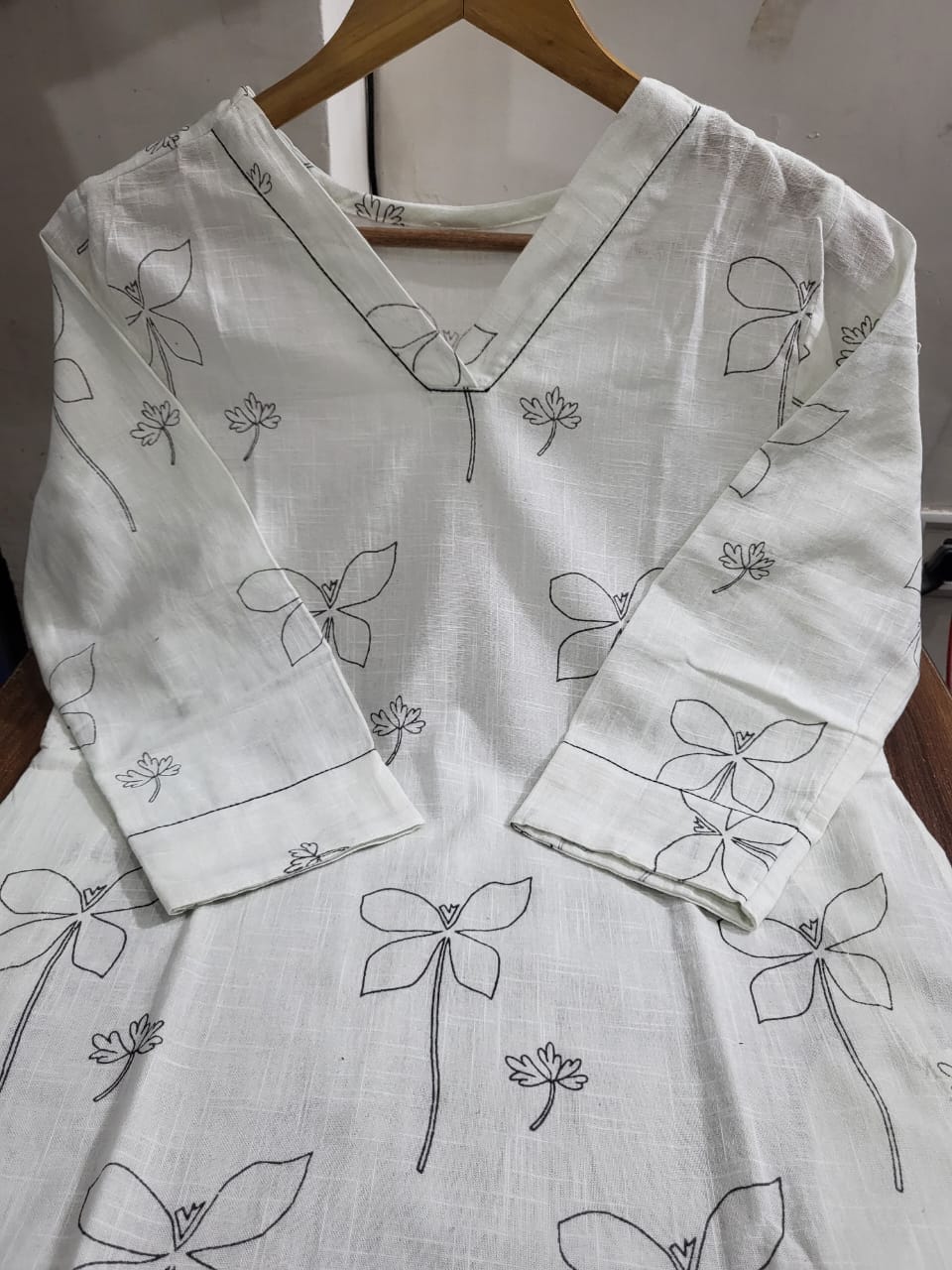 Dabu Cotton Slub White Kurta Set