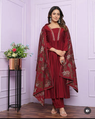 Suitkar, Maroon Kurta and dupatta set, Anarkali set
