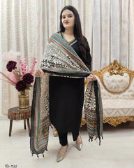 Suitkar, Black Kurta and pant set