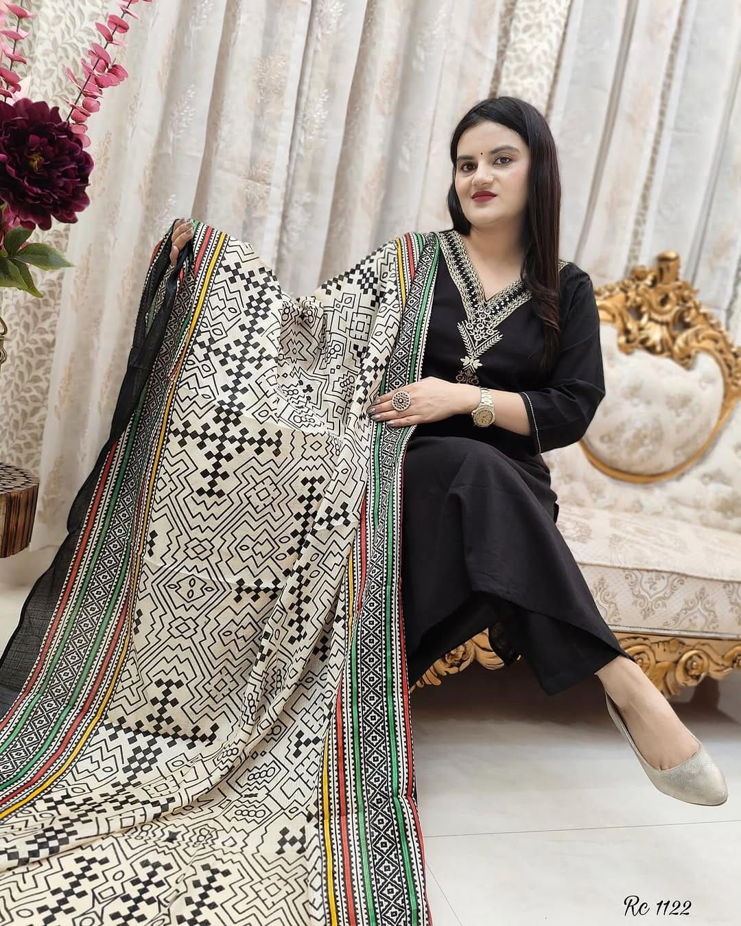 Suitkar, Black Kurta and pant set