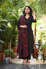 Suitkari, Black Kurta set