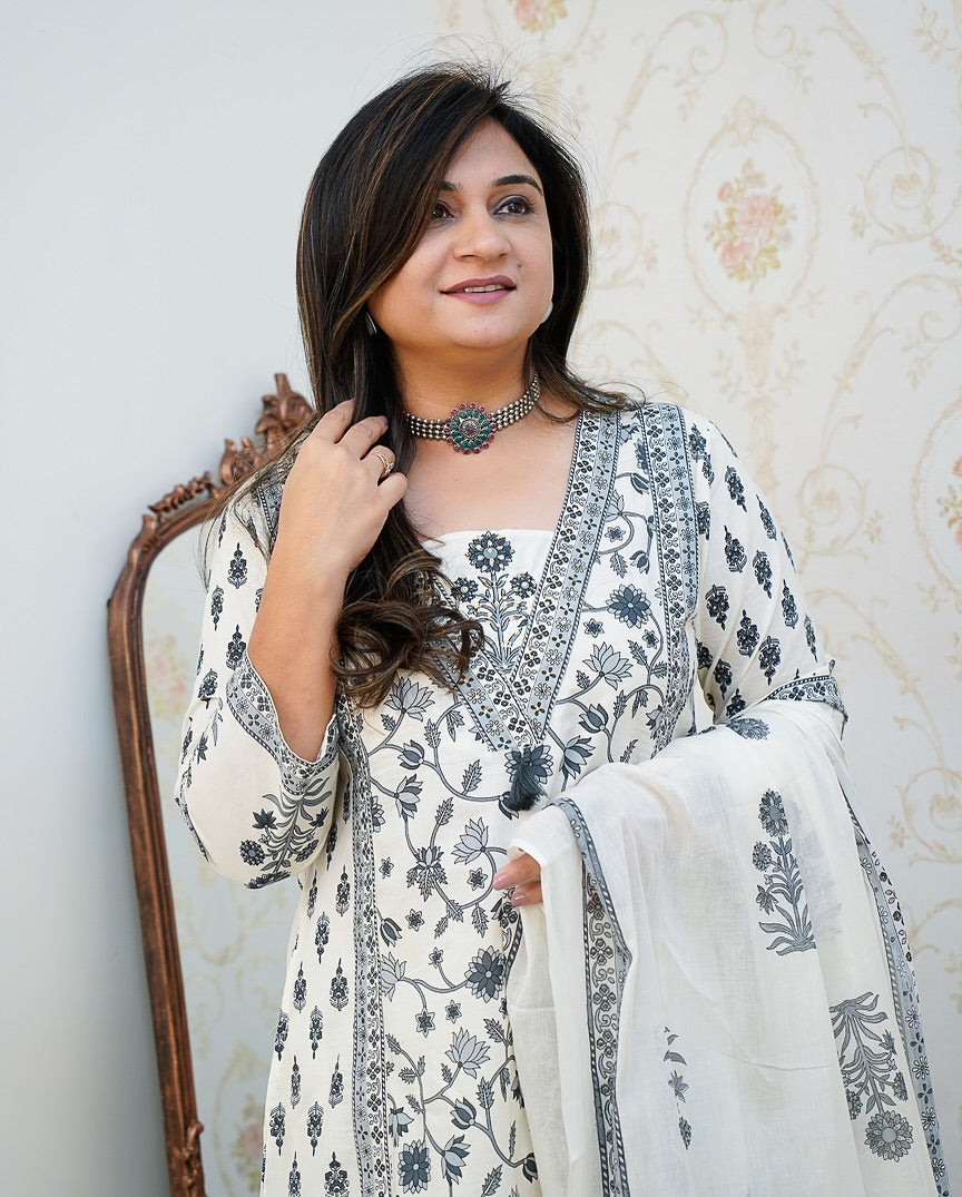 Grey Floral Motif Printed Cotton kurta Pant Set with Dupatta