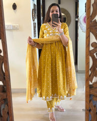 yellow dupatta set, cotton dupatta set, suitkari