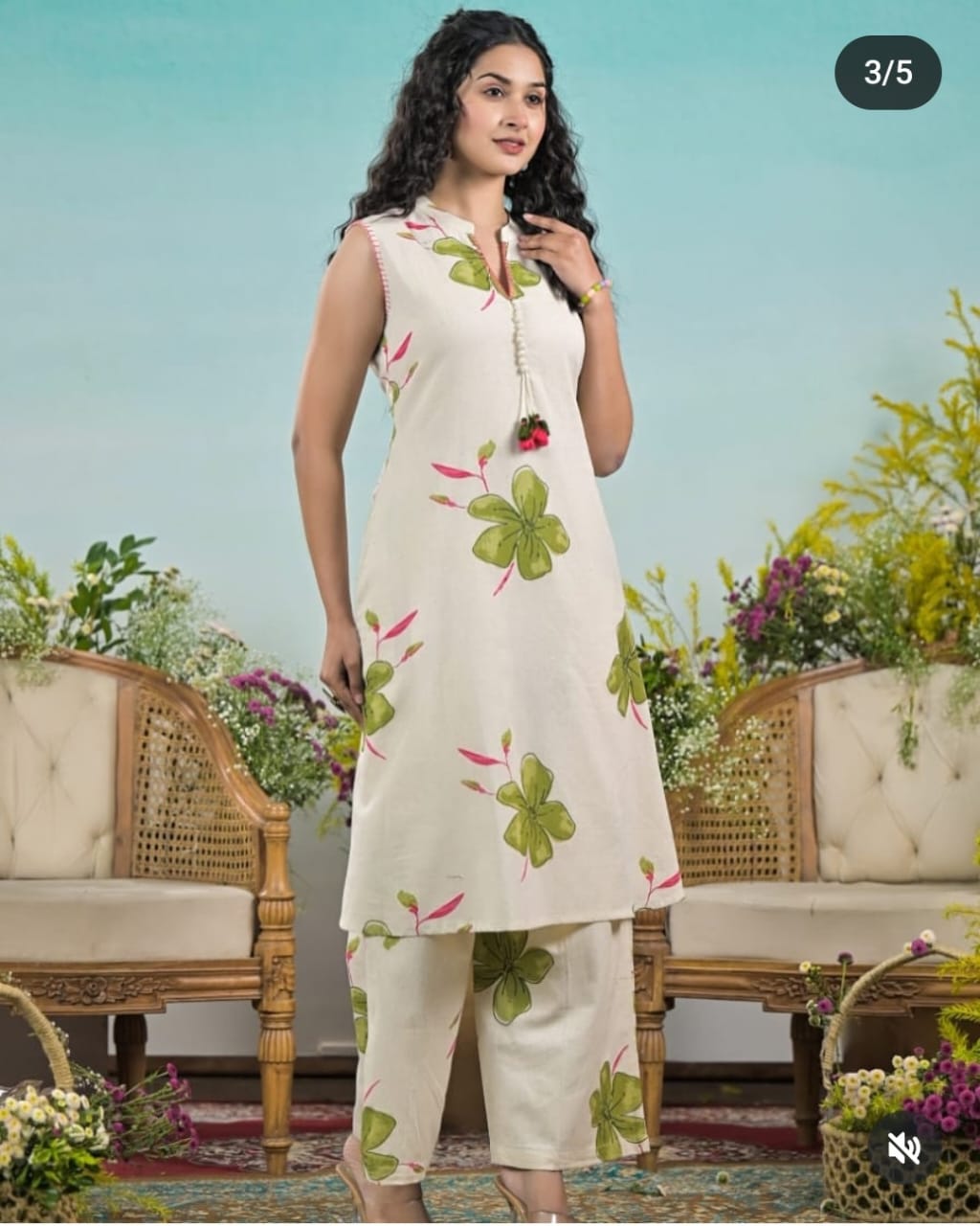 white kurta set, cotton kurta pant set, suitkari